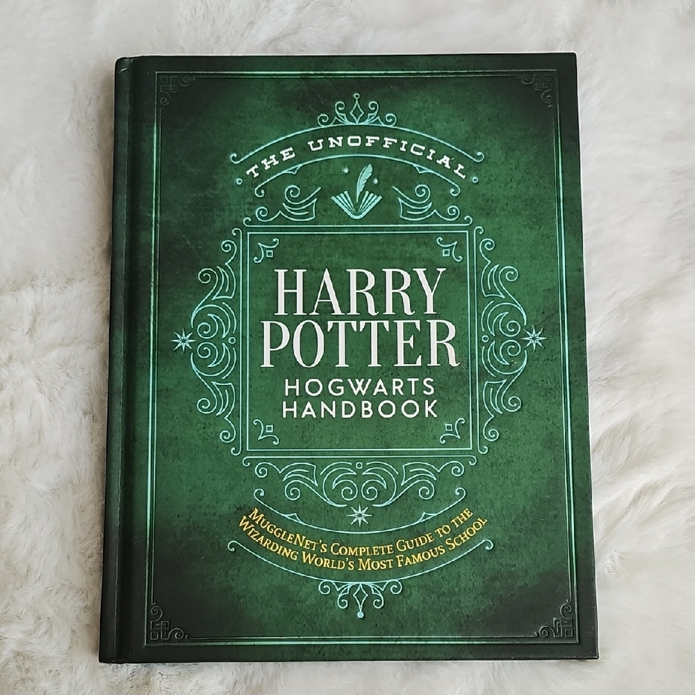 Green Harry Potter Hogwarts Handbook